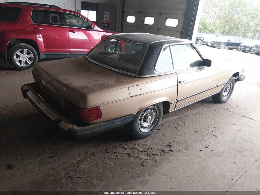 1983 MERCEDES-BENZ 380 auction photo 4