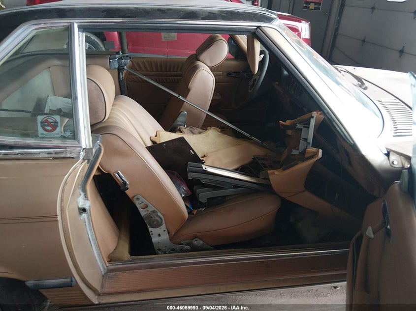 1983 MERCEDES-BENZ 380 auction photo 5