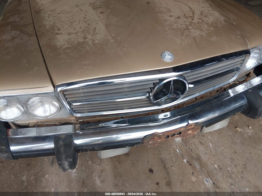1983 MERCEDES-BENZ 380 auction photo 6