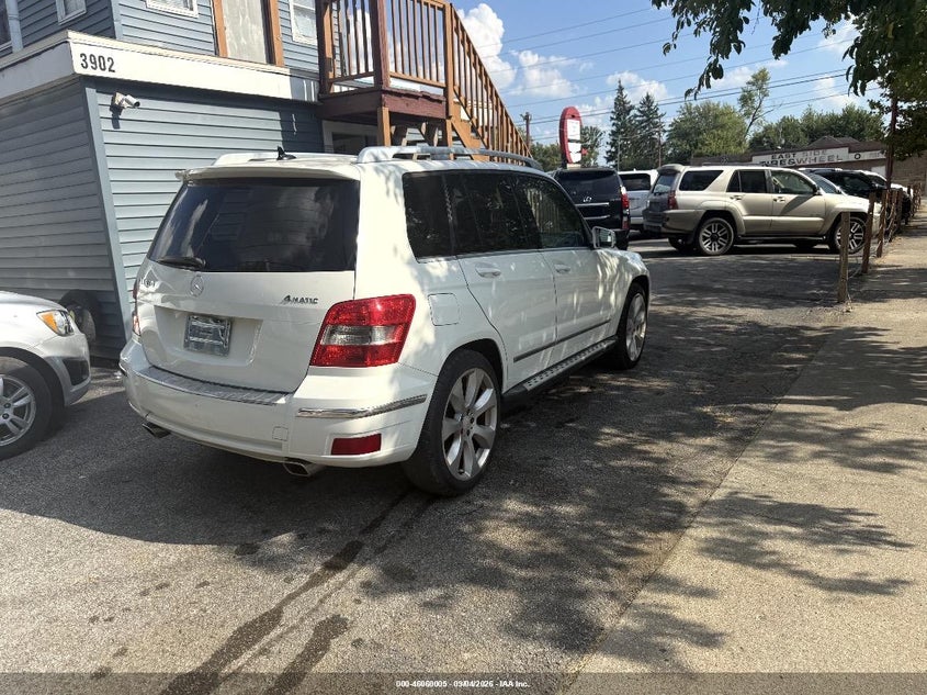 2010 MERCEDES-BENZ GLK 350 auction photo 4