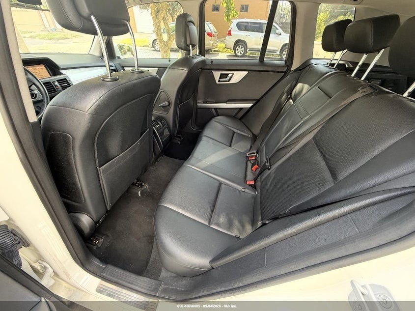 2010 MERCEDES-BENZ GLK 350 auction photo 8