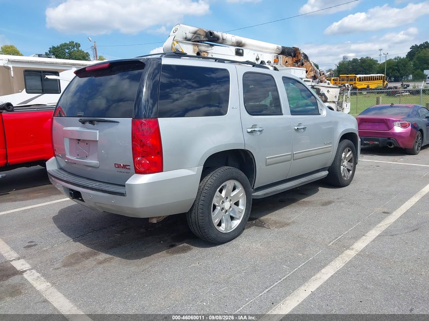 2012 GMC YUKON auction photo 4