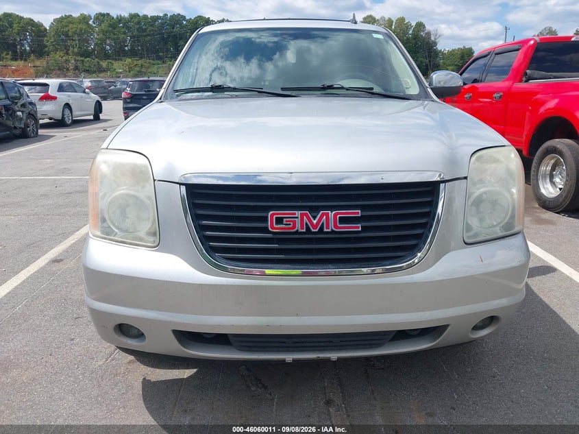 2012 GMC YUKON auction photo 6