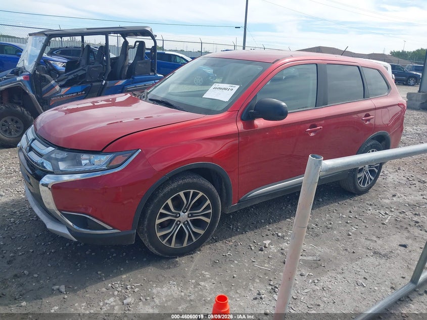 2016 MITSUBISHI OUTLANDER auction photo 2