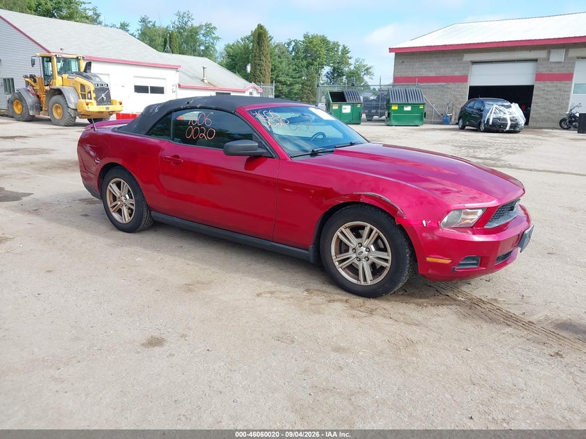 2012 FORD MUSTANG auction photo 1