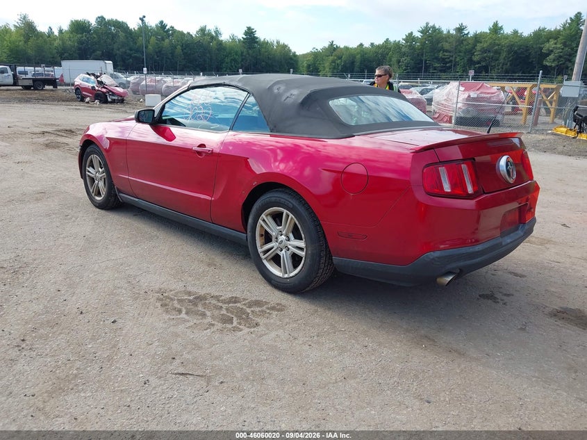 2012 FORD MUSTANG auction photo 3