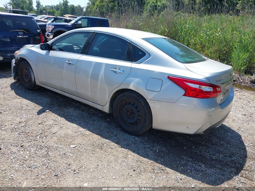 2017 NISSAN ALTIMA auction photo 3