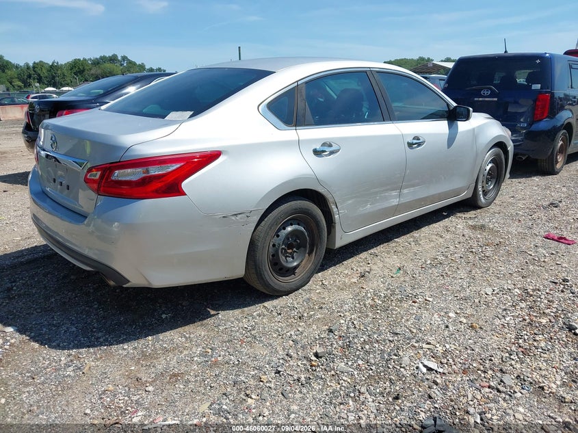 2017 NISSAN ALTIMA auction photo 4