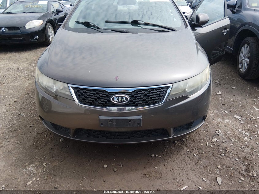2011 KIA FORTE auction photo 6