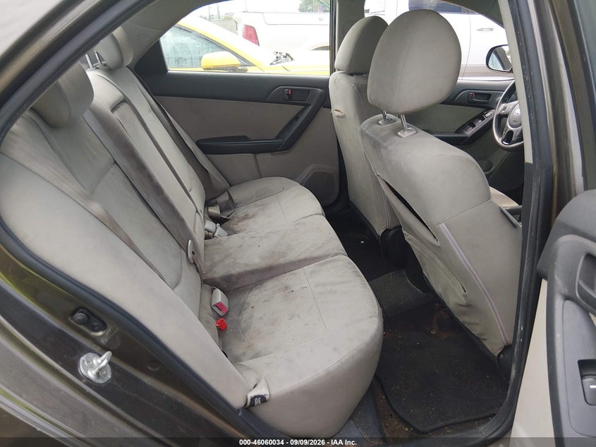 2011 KIA FORTE auction photo 8