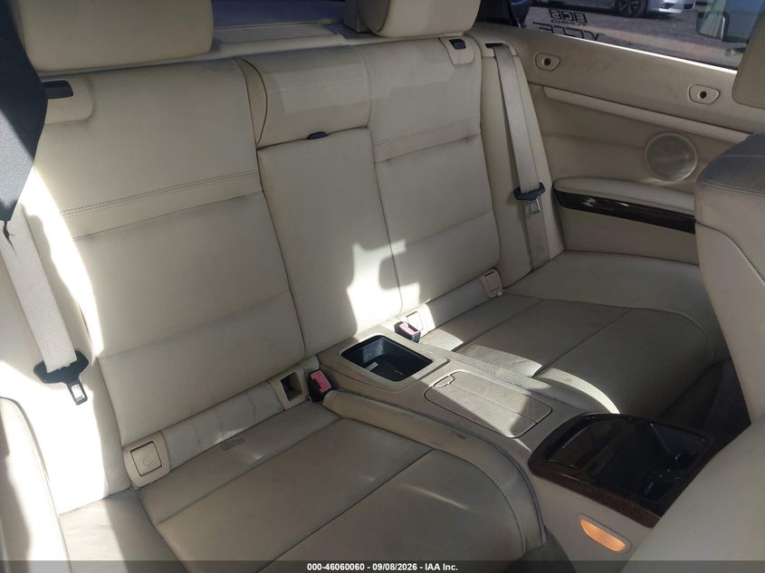2010 BMW 335I auction photo 8