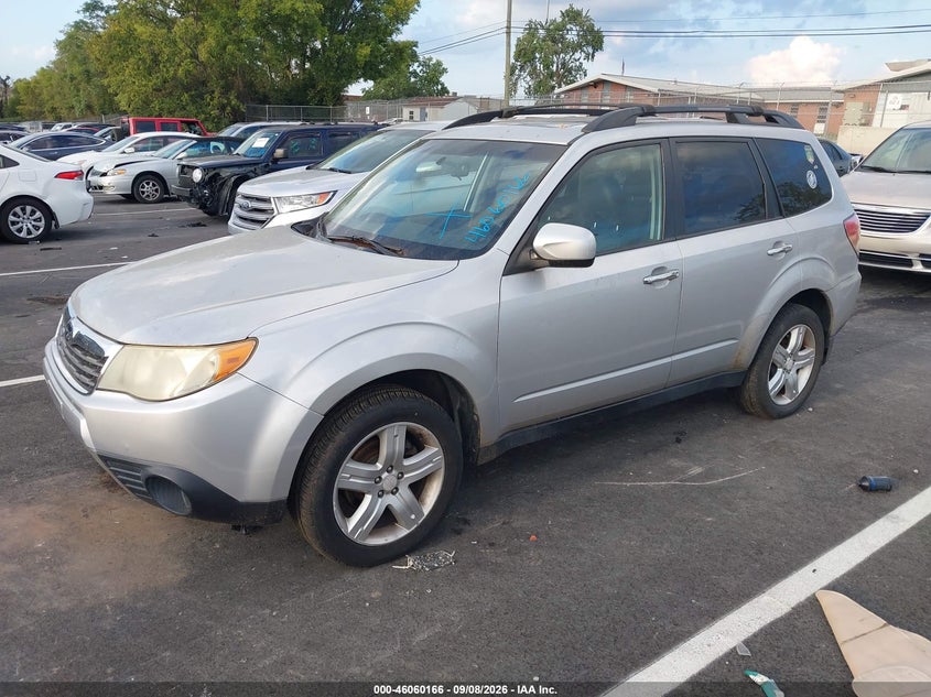 2009 SUBARU FORESTER auction photo 2