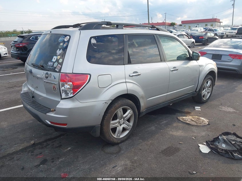 2009 SUBARU FORESTER auction photo 4