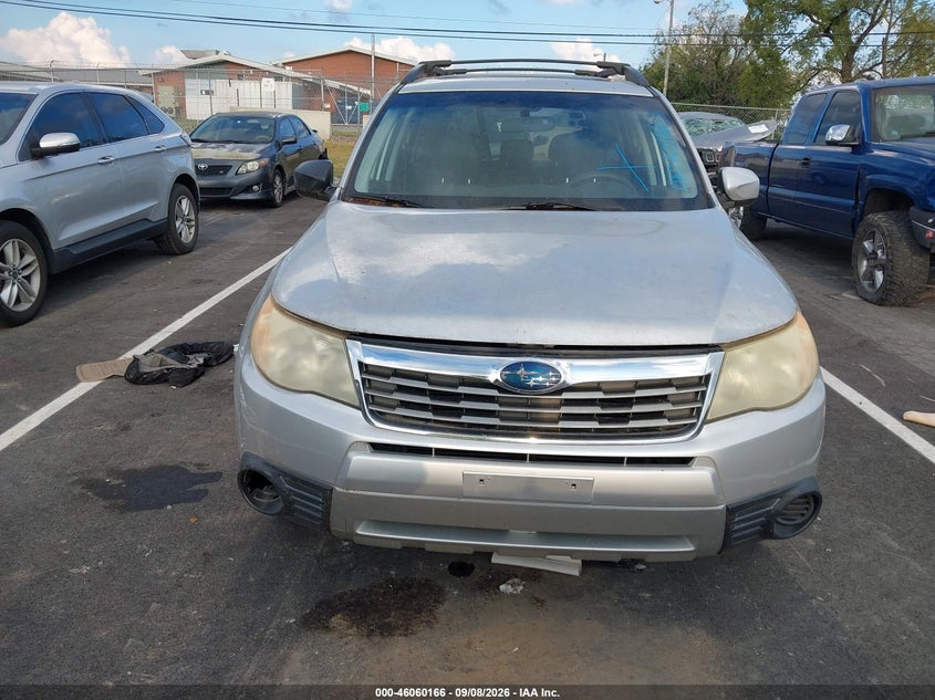 2009 SUBARU FORESTER auction photo 6