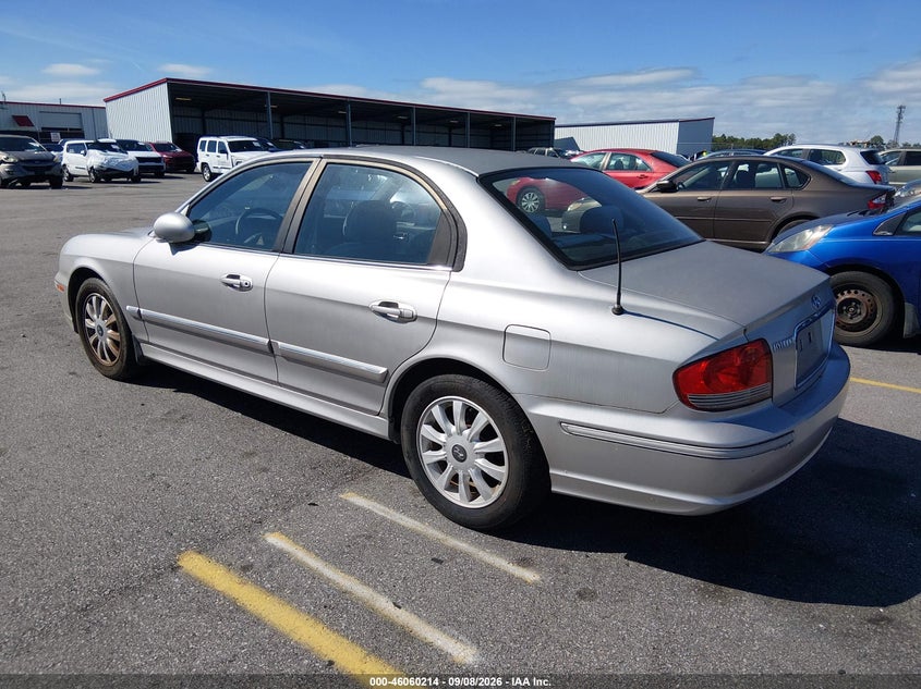 2004 HYUNDAI SONATA auction photo 3