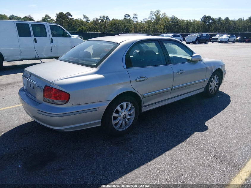 2004 HYUNDAI SONATA auction photo 4
