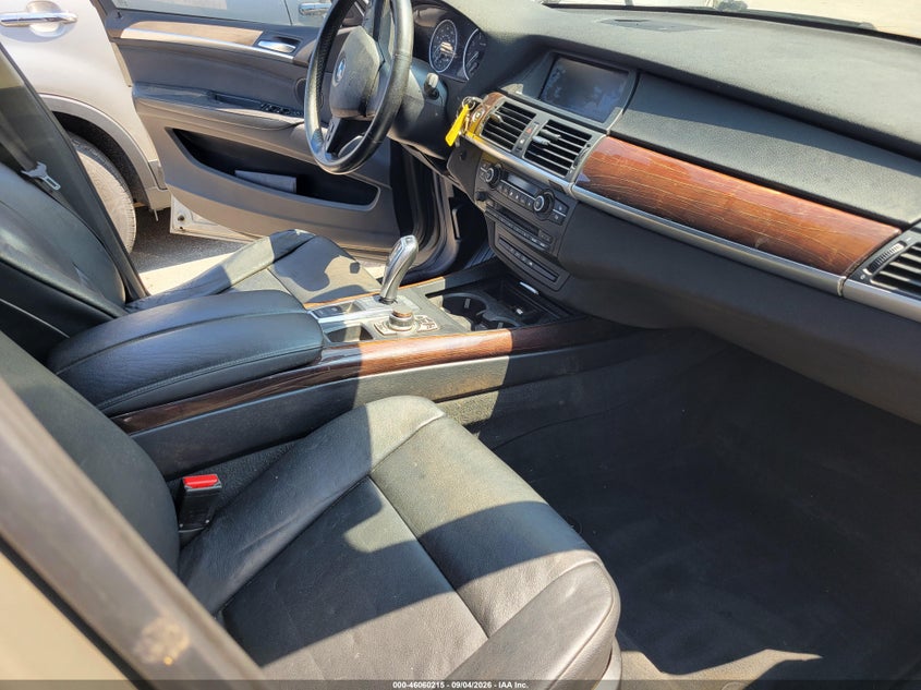 BMW X5 2011 VIN 5UXZV4C54BL411795