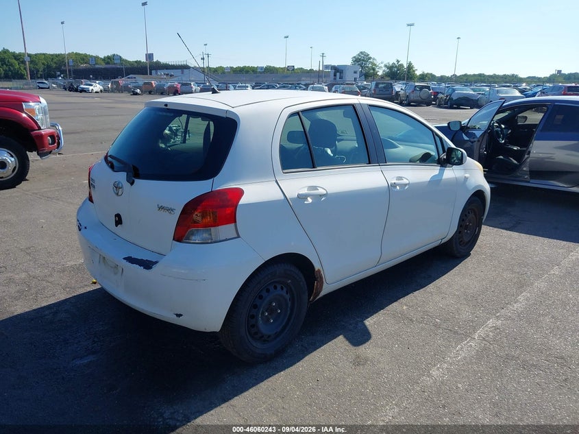2010 TOYOTA YARIS — zdjęcie 4