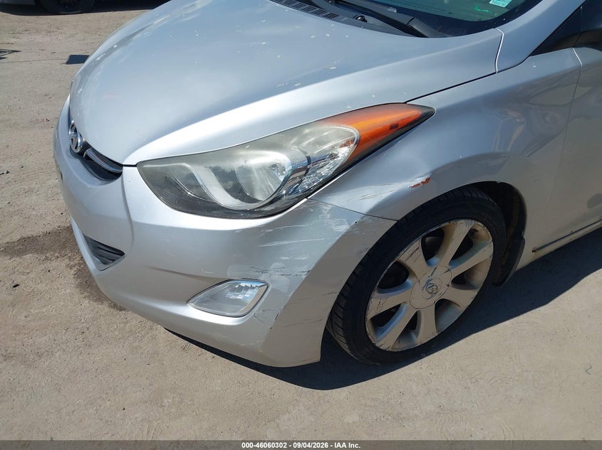 2013 HYUNDAI ELANTRA auction photo 6
