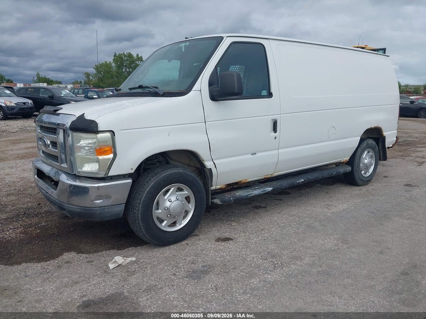 2010 FORD E-250 — zdjęcie 2