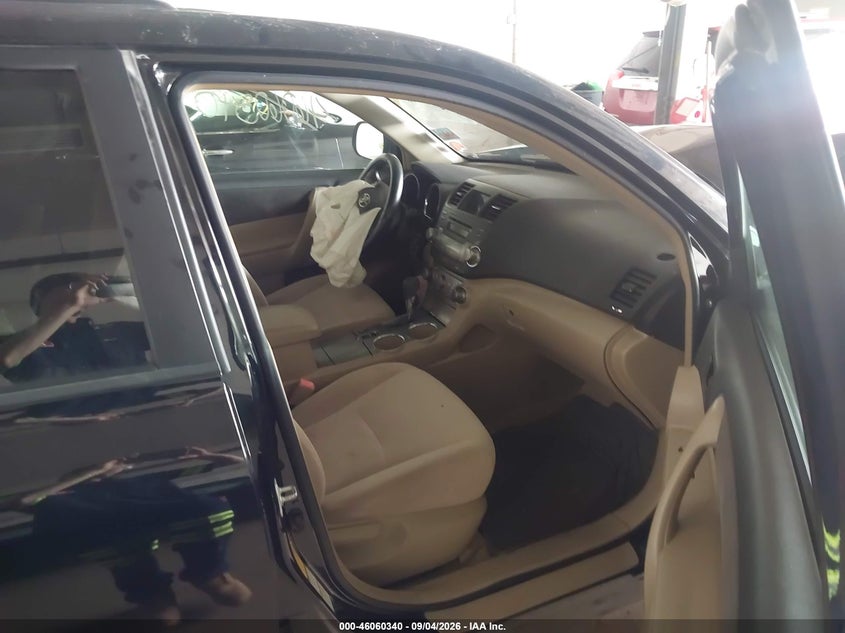 2008 TOYOTA HIGHLANDER auction photo 5