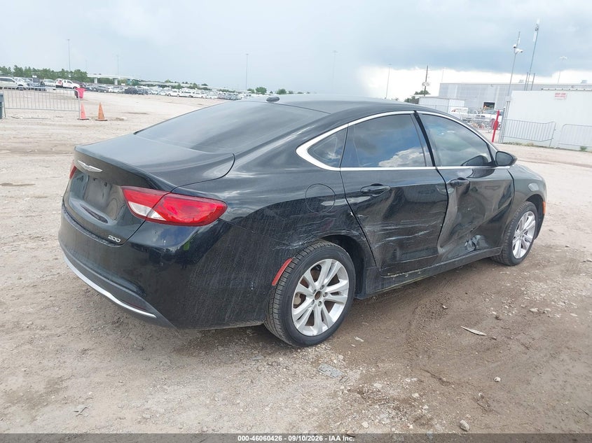 2016 CHRYSLER 200 LIMITED · Фото 4