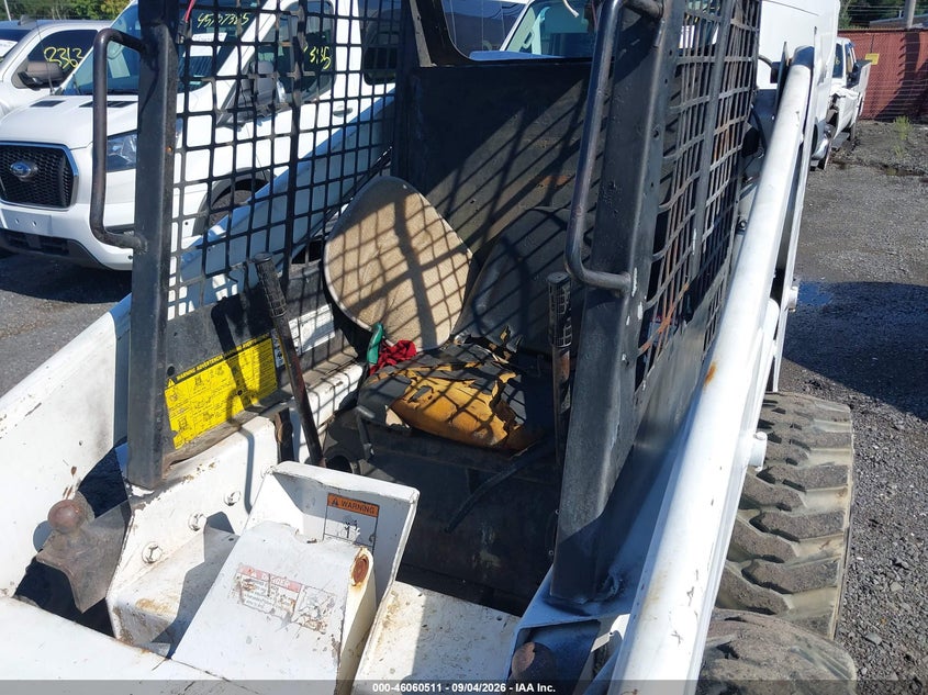 1984 BOBCAT 743 auction photo 5