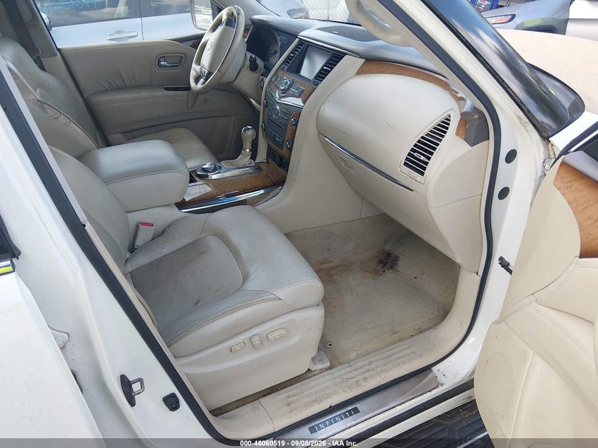 2011 INFINITI QX56 auction photo 5
