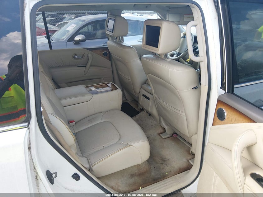 2011 INFINITI QX56 auction photo 8