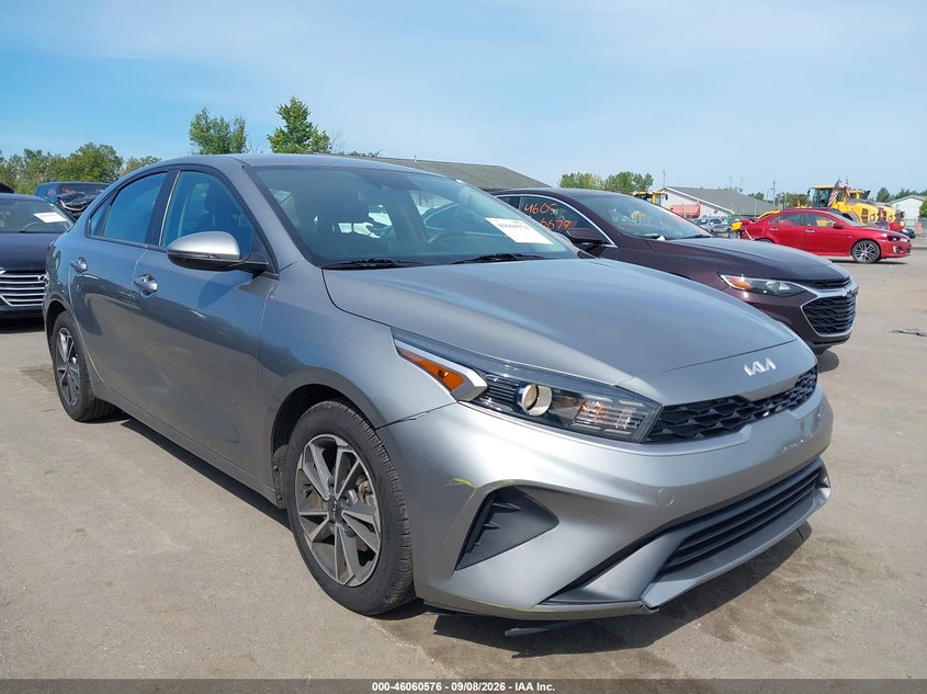 Vin: 3kpf24ad5ne437066, lot: 46560103, kia forte lxs 2022 img_1