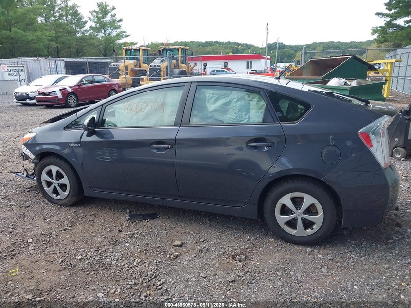 TOYOTA PRIUS - zdjęcie 14