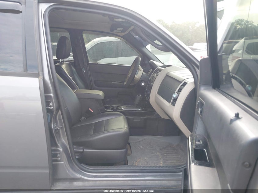 2009 FORD ESCAPE auction photo 5