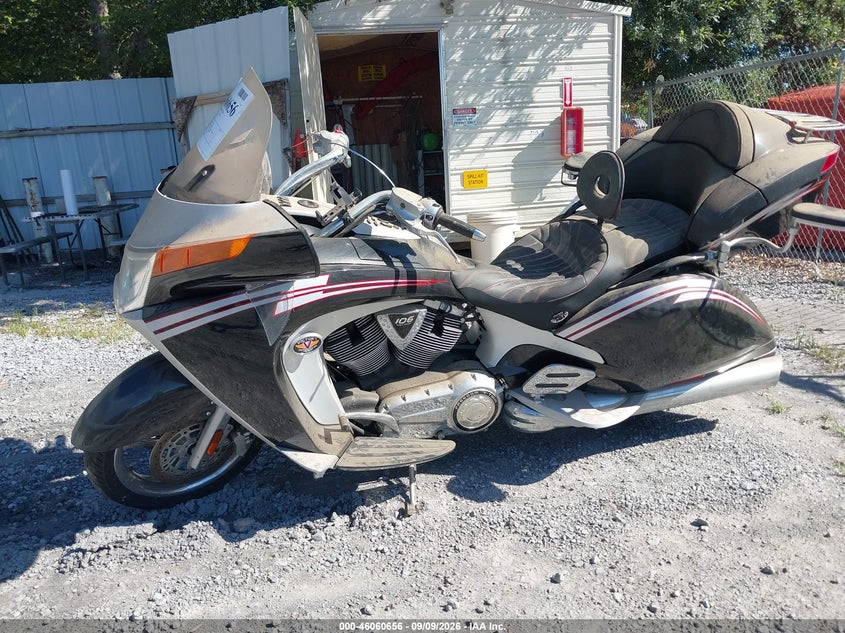 2009 VICTORY MOTORCYCLES VISION auction photo 2