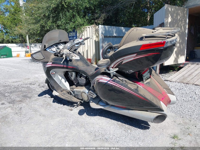 2009 VICTORY MOTORCYCLES VISION auction photo 3