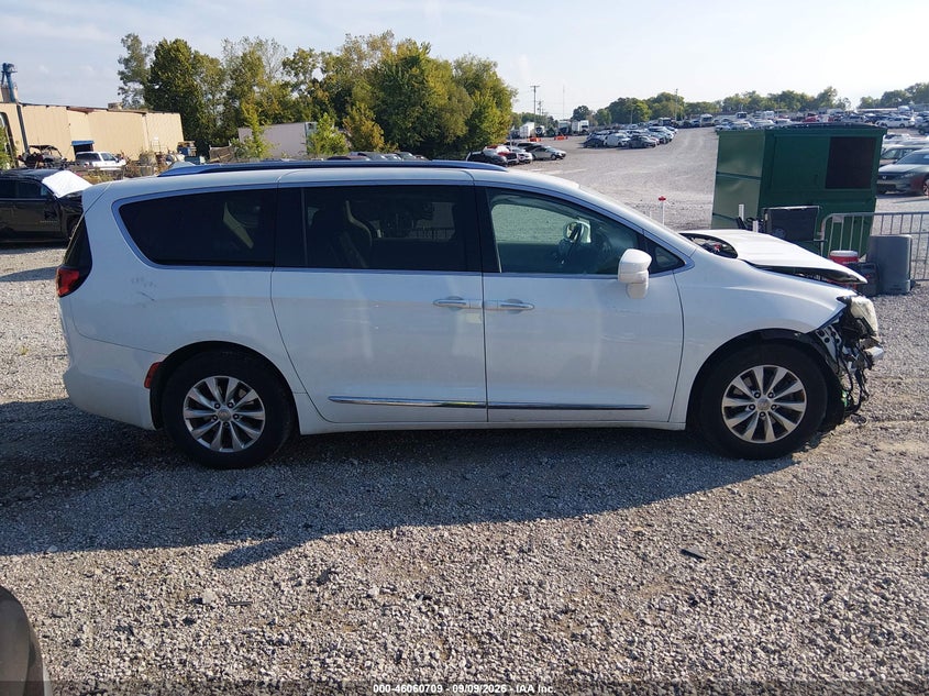 CHRYSLER PACIFICA - zdjęcie 14
