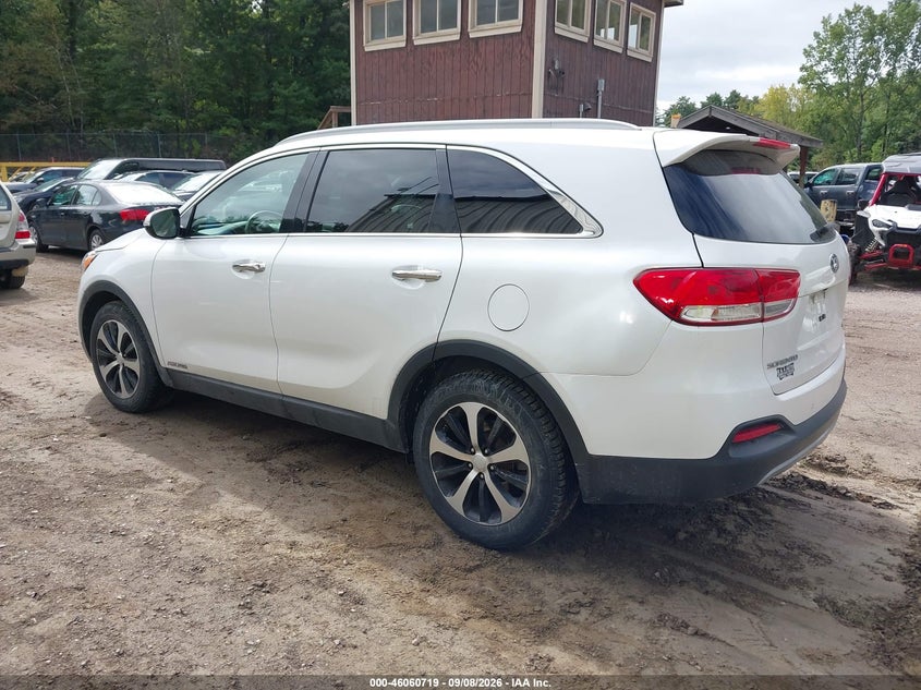 2016 KIA SORENTO auction photo 3