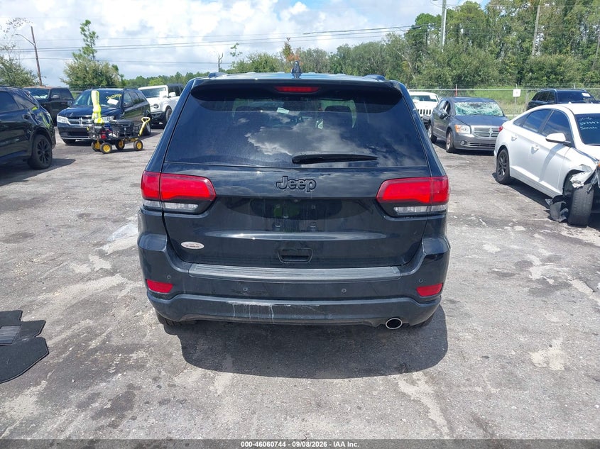 JEEP GRAND CHEROKEE - zdjęcie 16