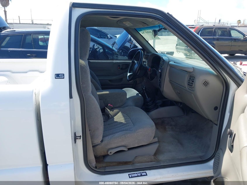 CHEVROLET S-10 2002 VIN 1GCCS145128262780