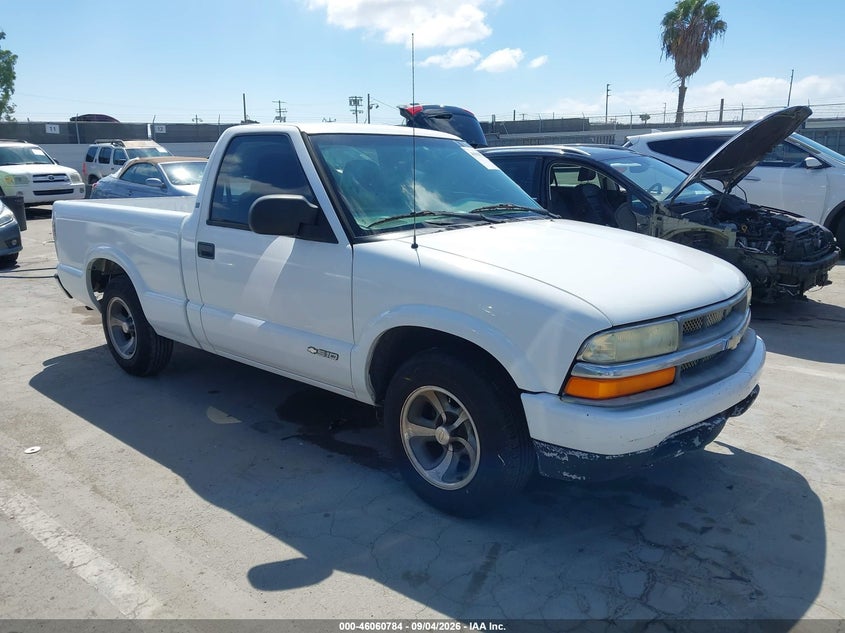 2002 CHEVROLET S-10 auction photo 1