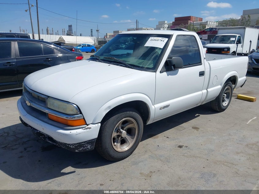 2002 CHEVROLET S-10 auction photo 2