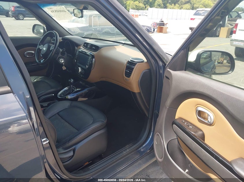 2016 KIA SOUL auction photo 5