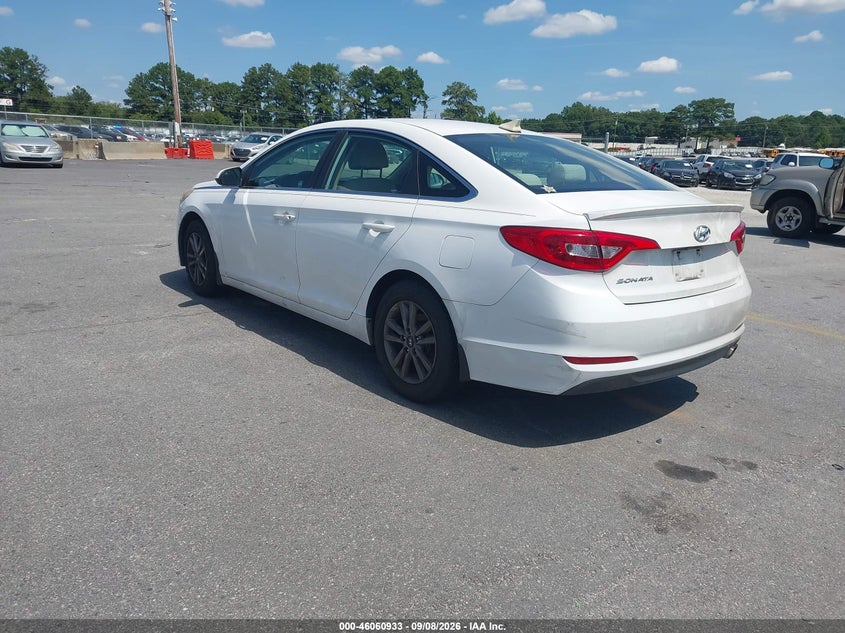 2015 HYUNDAI SONATA auction photo 3