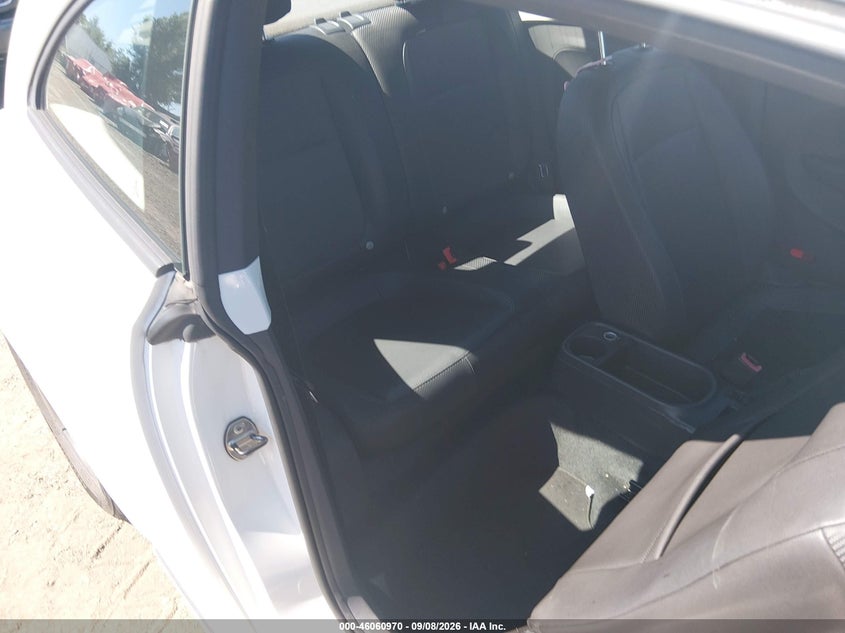 VOLKSWAGEN BEETLE 2012 VIN 3VWJP7AT5CM610976