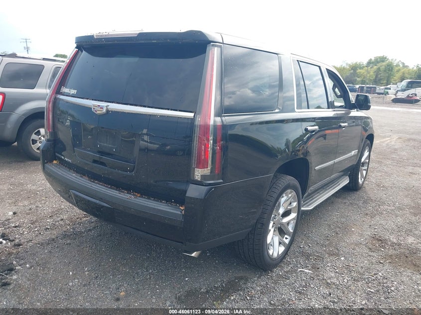 2016 CADILLAC ESCALADE auction photo 4