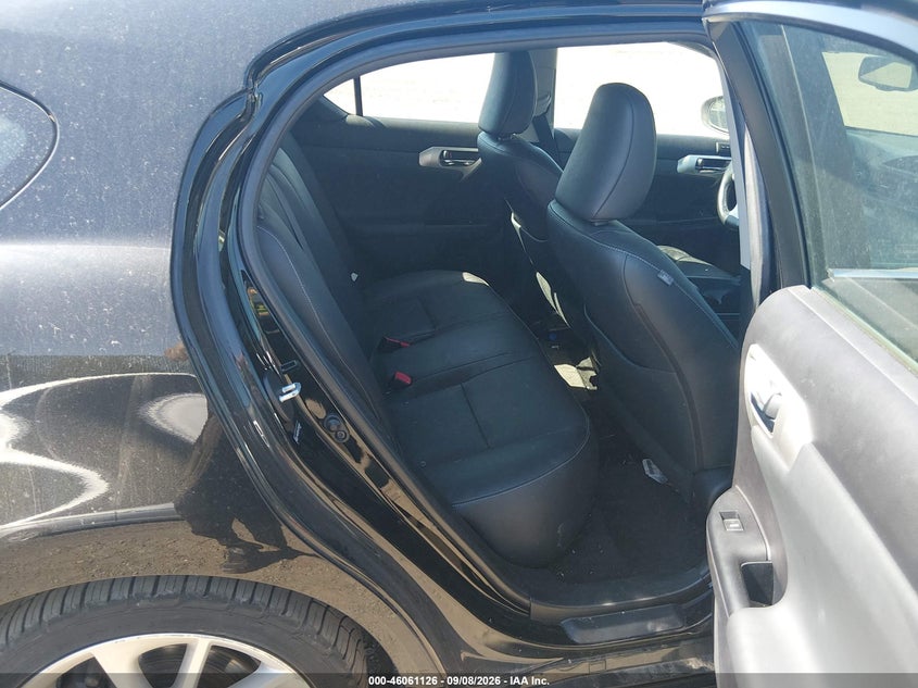 2012 LEXUS CT 200H auction photo 8