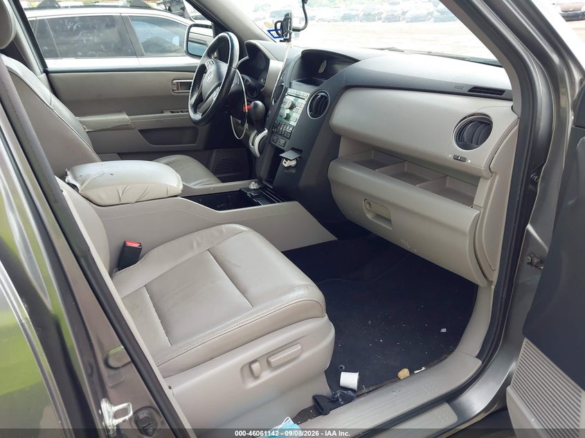 2011 HONDA PILOT auction photo 5