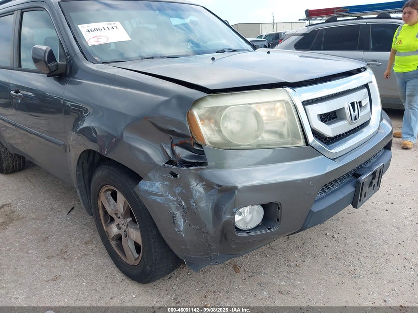 2011 HONDA PILOT auction photo 6