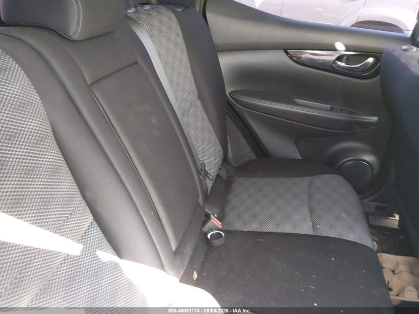 2019 NISSAN ROGUE SPORT auction photo 8