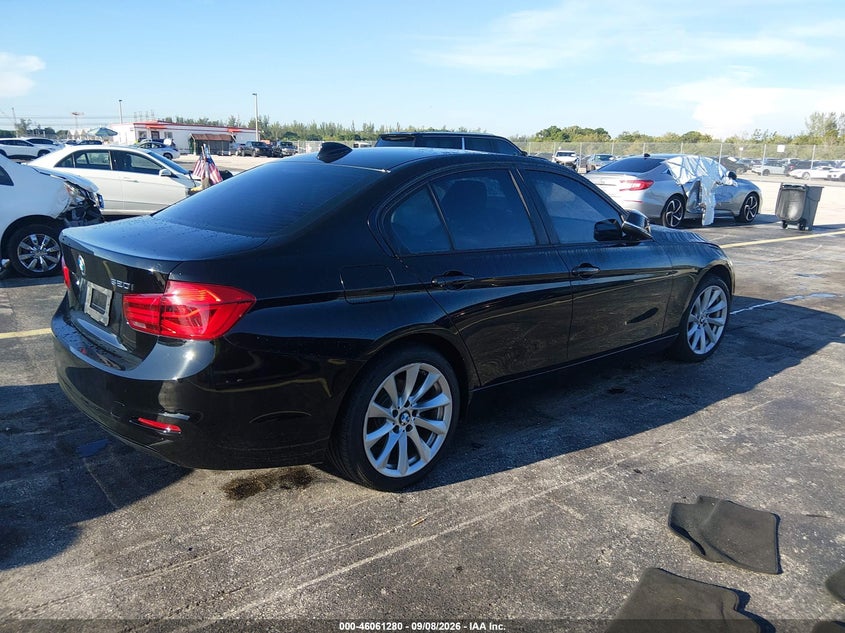 Vin: wba8a9c50jad27795, lot: 46560807, bmw 320i 20184