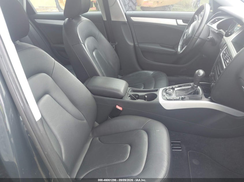 2010 AUDI A4 auction photo 5